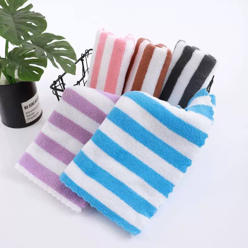 Stripped towel (high quality)